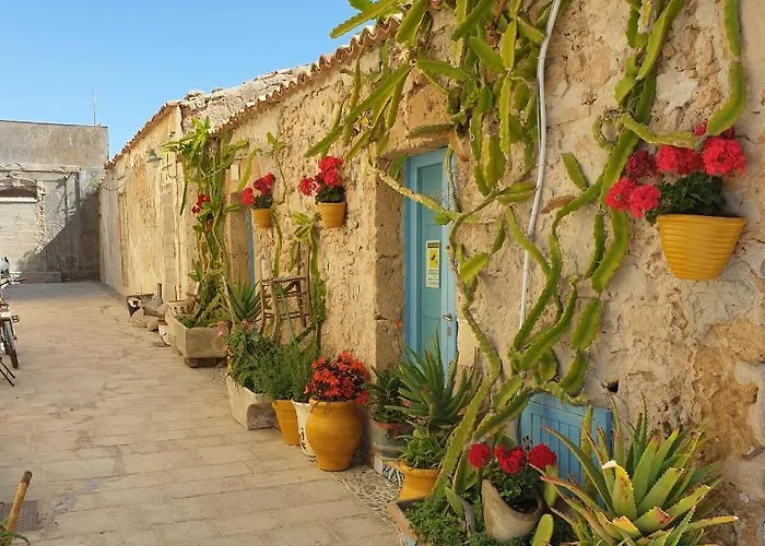 Casa Degli Ulivi * باكينو