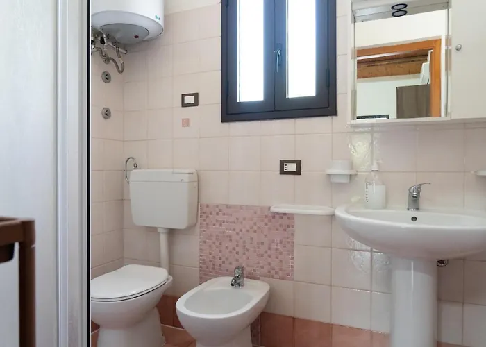 Casa Degli Ulivi بيت للعطل