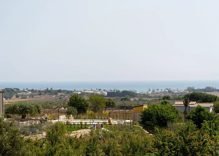 بيت للعطل Casa Degli Ulivi باكينو